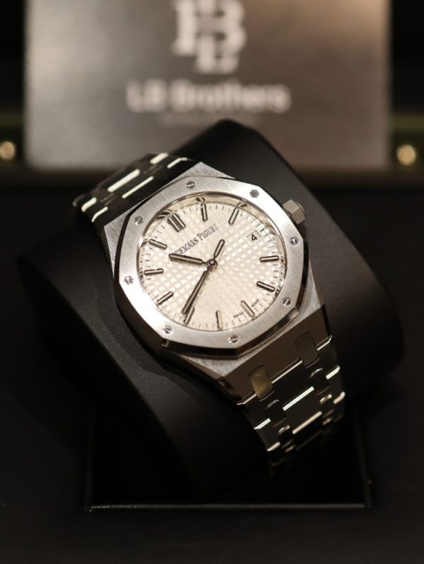 Audemars Piguet Royal Oak White Dial 34 mm